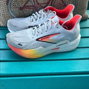 Brooks Hyperion Max 2 Racing Shoes - White with Red and Rainbow Midsole